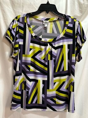 Worthington Short-Sleeve Geometric Scoop Neck Top in Lavender and Chartreuse